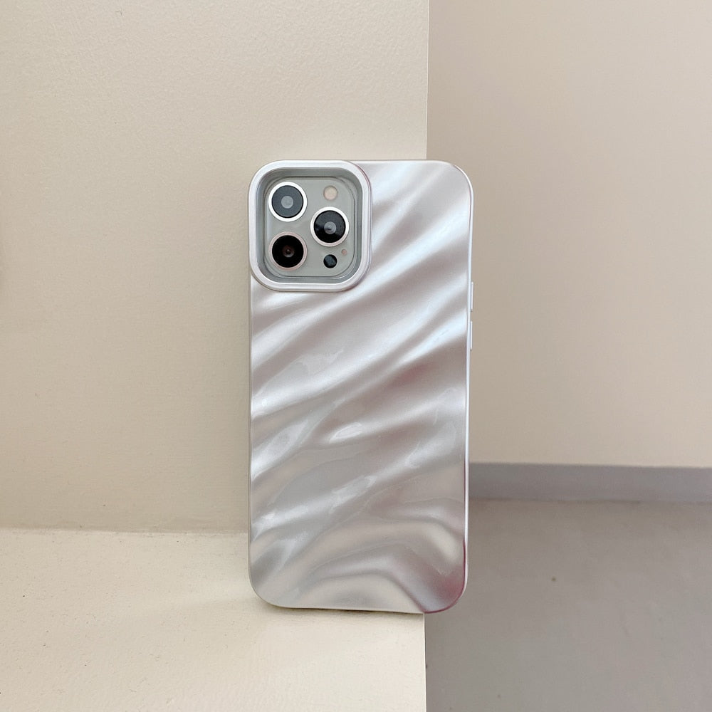 Luxure Waves